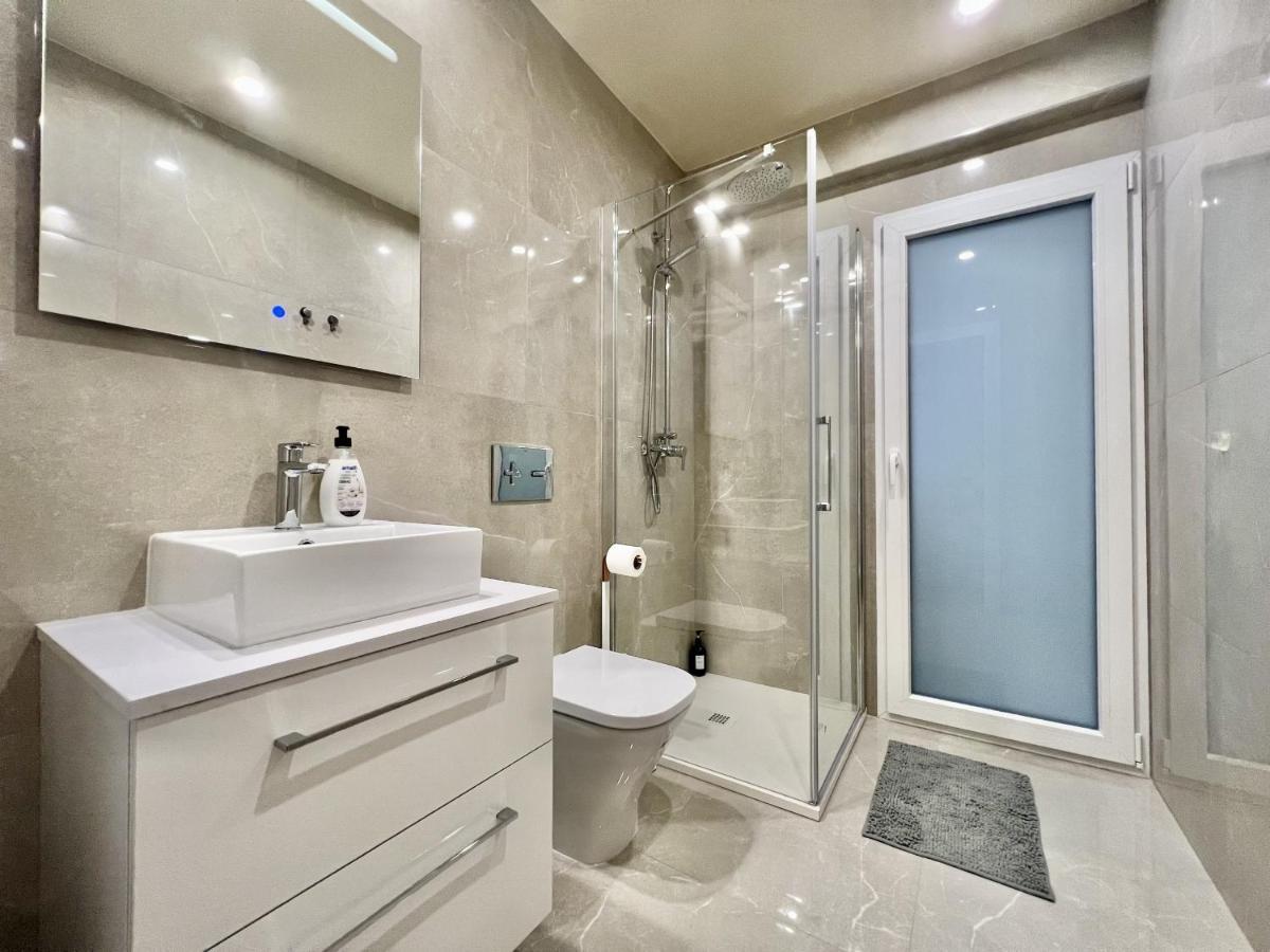 Cozy San Cristobal Apartment In Heart Of Alicante Buitenkant foto