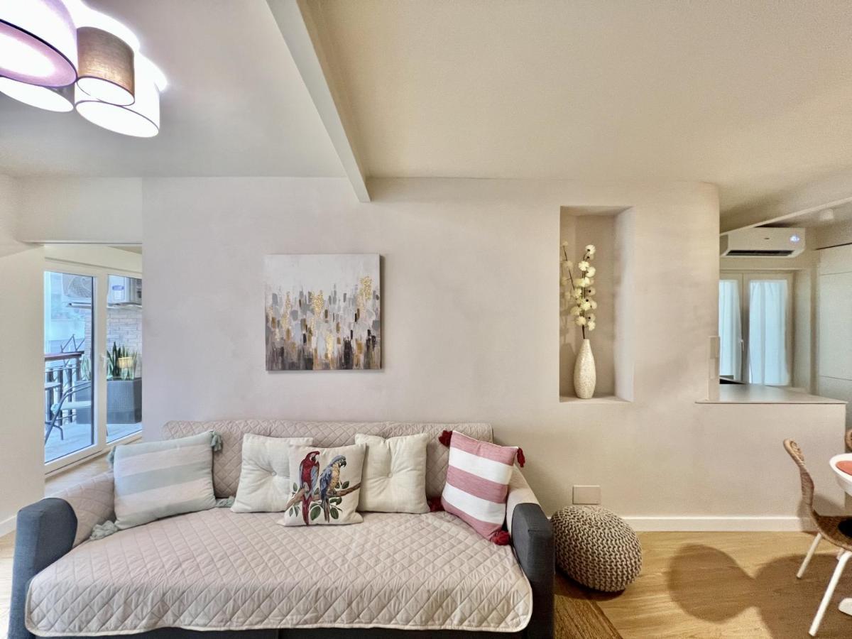 Cozy San Cristobal Apartment In Heart Of Alicante Buitenkant foto